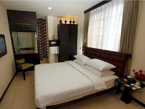 East Hotel Yangon